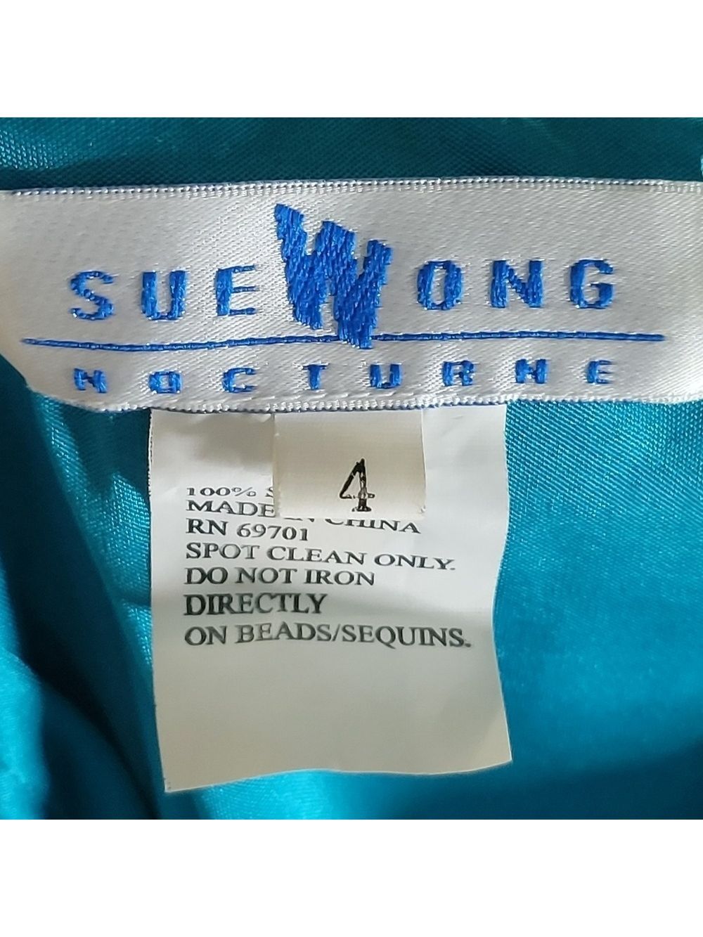 Sue Wong Halter Formal Dress Size 4 - Picture 8 of 11